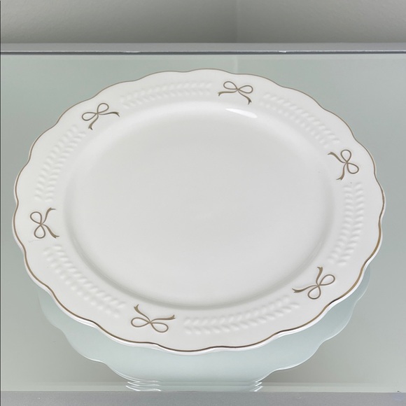 Homegoods Elegant White Gold Ribbon 10” Dinner Plate Set of 6 - Picture 5 of 6